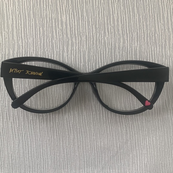 Betsey Johnson 1.50 reading glasses - Picture 2 of 6